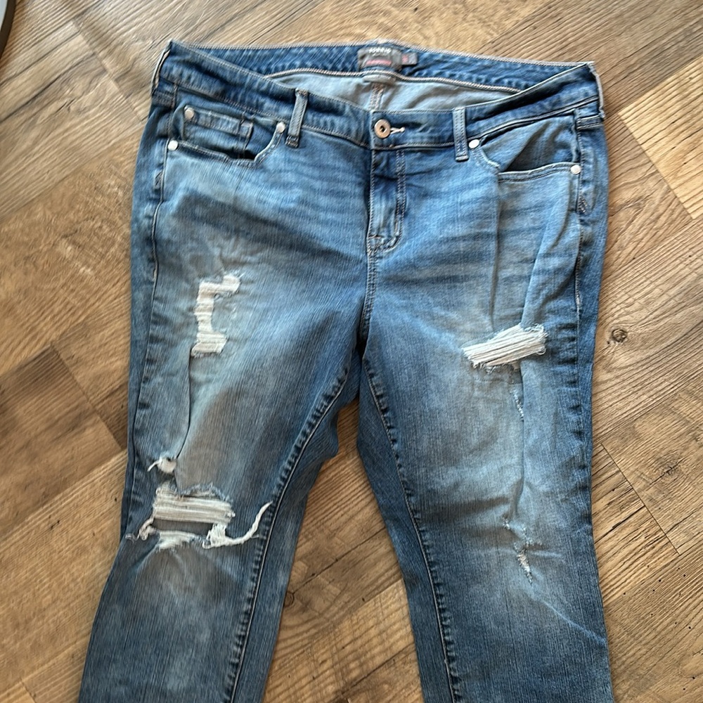 Torrid Women's Distressed Straight Leg Jeans, EUC, Size 16S (short) Plus